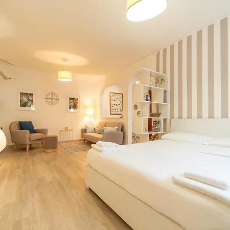 Apartment Charming 100 Meters From Como