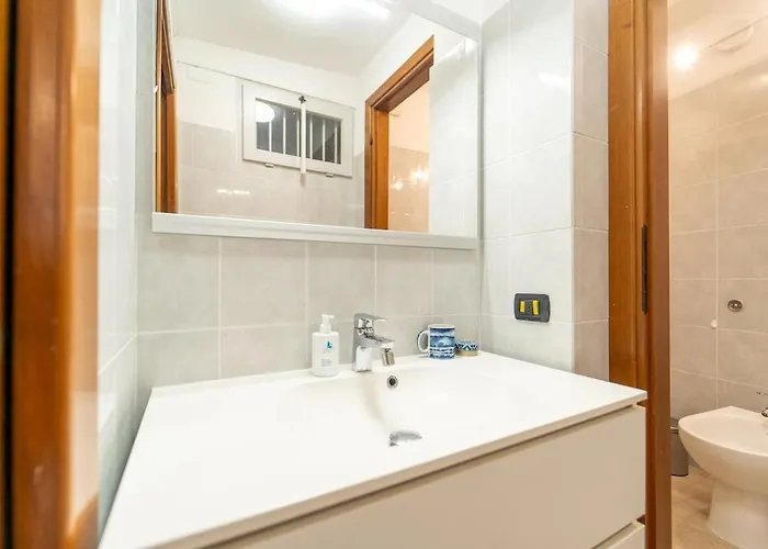 Charming 100 Meters From Apartmán *